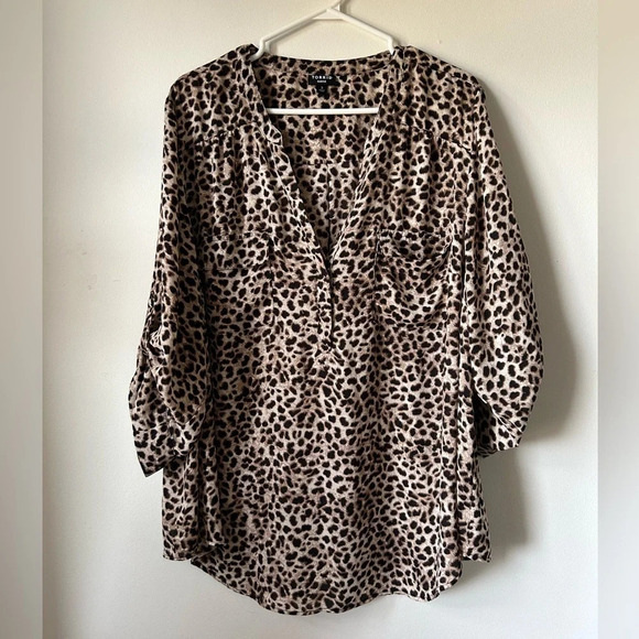 Torrid Harper Leopard  Georgette Pullover 3/4 Sleeve Blouse - Picture 1 of 4